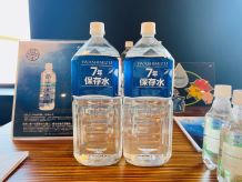 カクイチ『岩深水』7年保存水：災害時の備蓄に最適な天然ミネラルウォーター